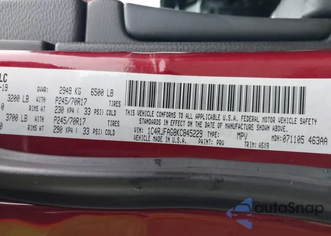2019 Jeep Grand Cherokee Laredo E 4X4 from USA, damaged, VIN 1C4RJFAG8KC845229